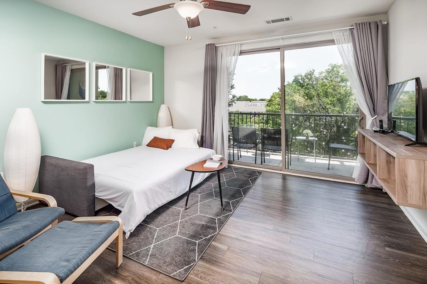 Uptown 4Th Ward Luxury Apt Year-Round Pool Charlotte Exteriör bild