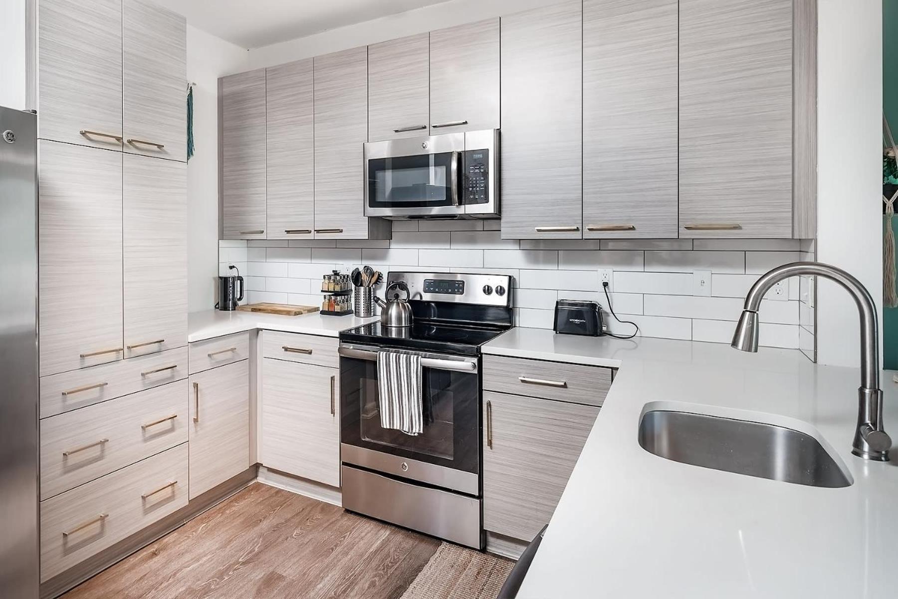 Uptown 4Th Ward Luxury Apt Year-Round Pool Charlotte Exteriör bild
