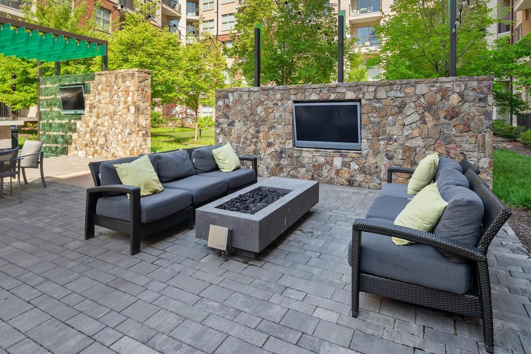 Uptown 4Th Ward Luxury Apt Year-Round Pool Charlotte Exteriör bild